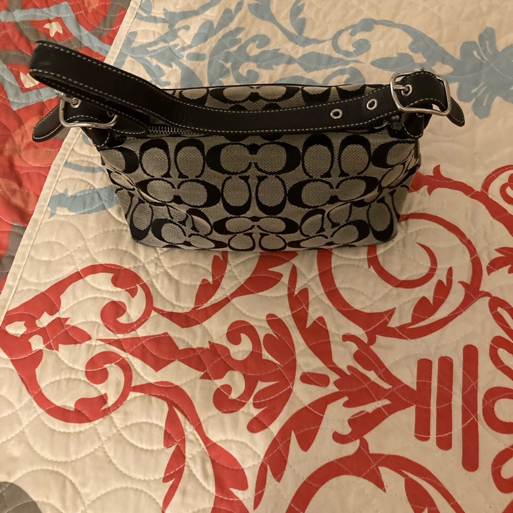 Vintage Coach mini black and taupe handbag